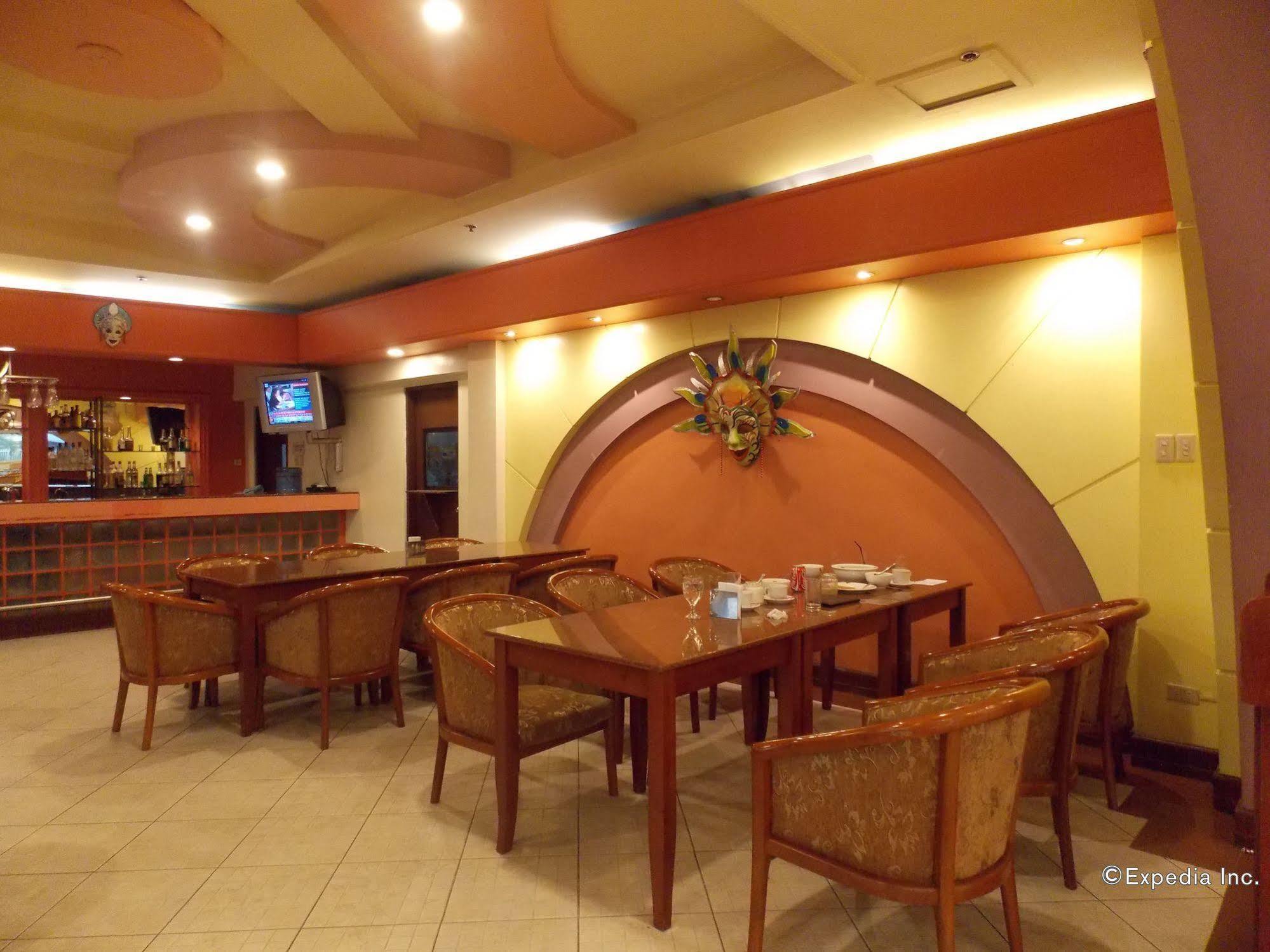 Grand Regal Hotel באקולוד מראה חיצוני תמונה