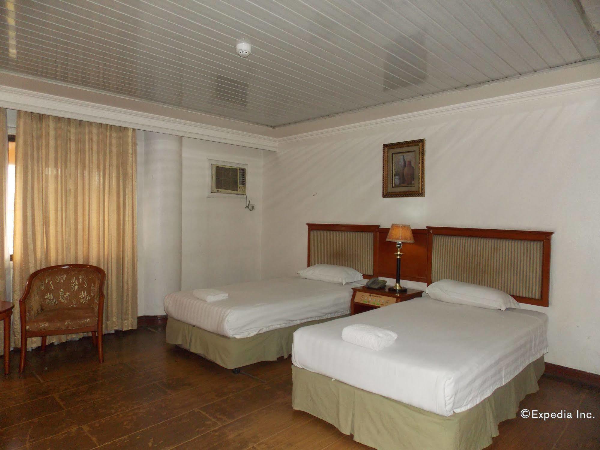 Grand Regal Hotel באקולוד מראה חיצוני תמונה