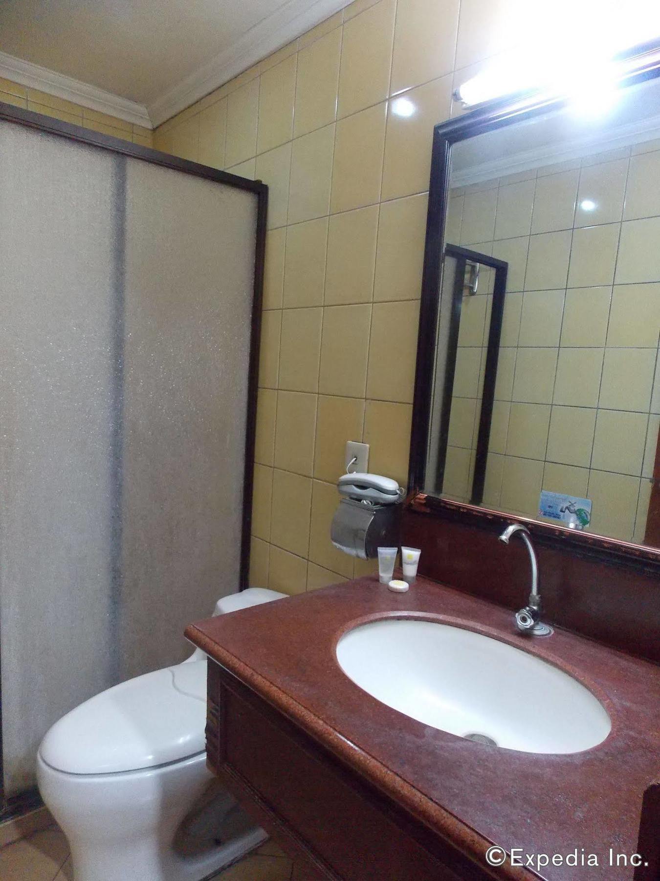 Grand Regal Hotel באקולוד מראה חיצוני תמונה