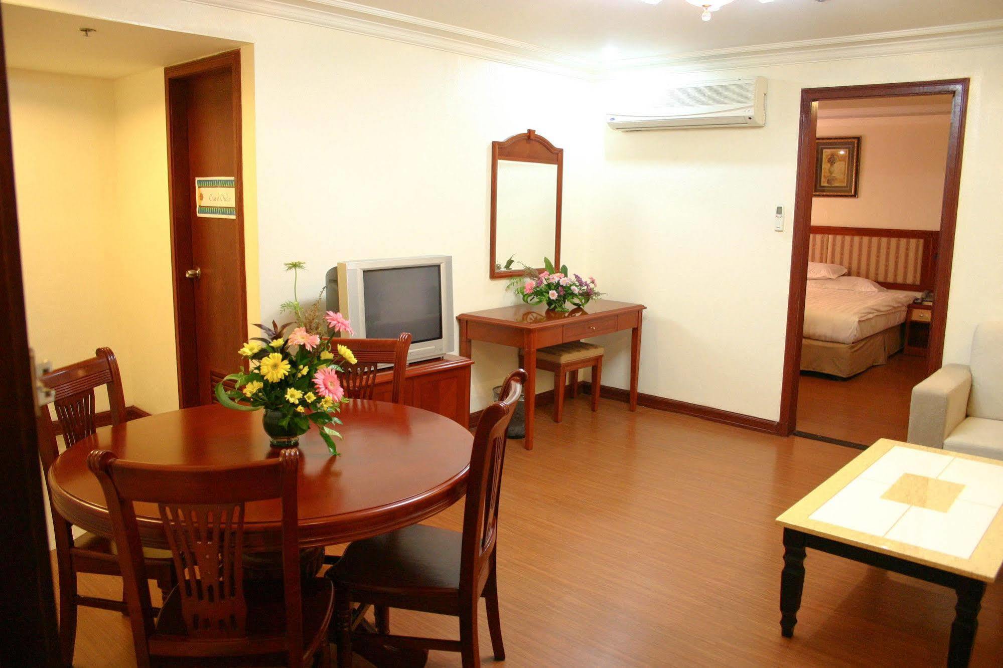 Grand Regal Hotel באקולוד מראה חיצוני תמונה